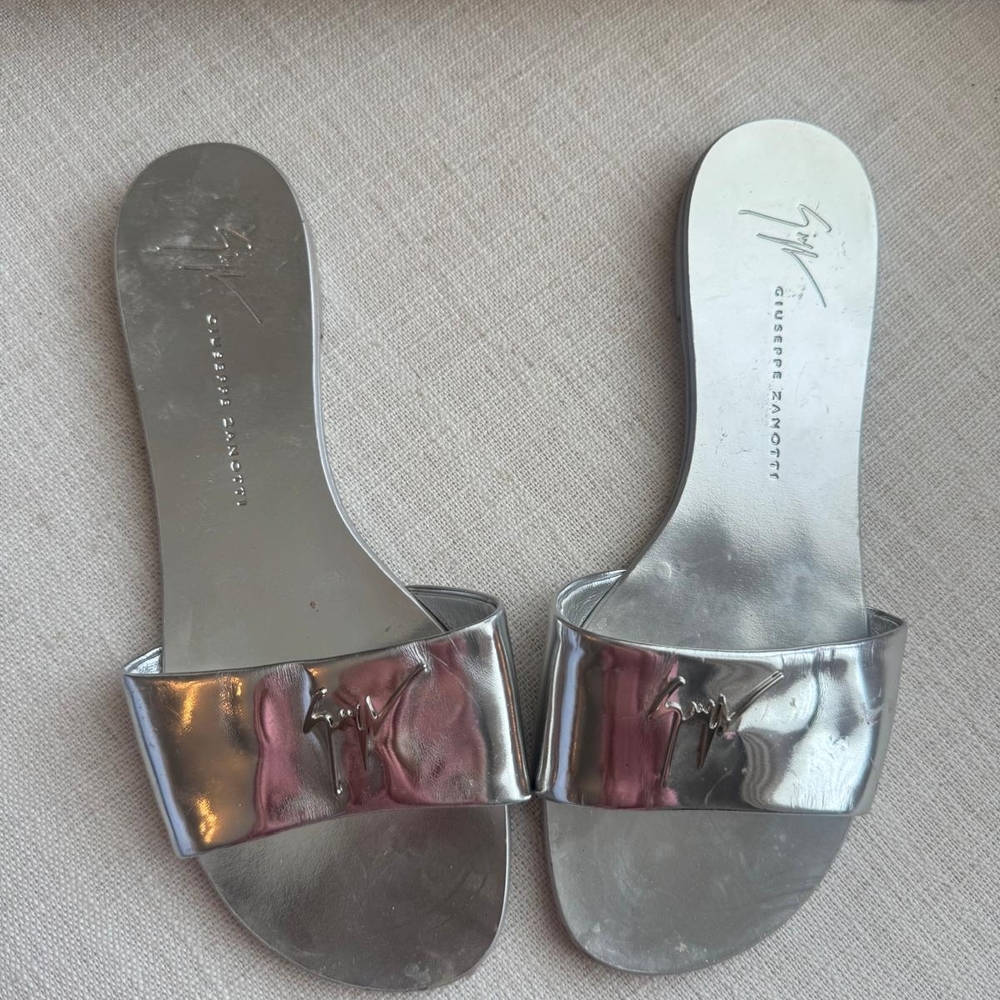 Giuseppe Zanotti Metallic Silver Slide Mules